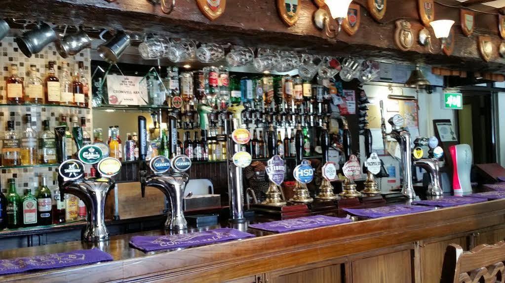 The Cromwell Arms Inn Bovey Tracey Exterior foto